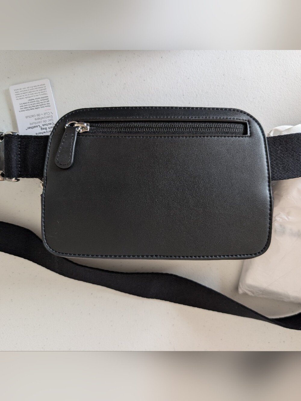 NWT Everywhere Belt Bag Cactus "Leather" 1L Black / Silver - Picture 5 of 15